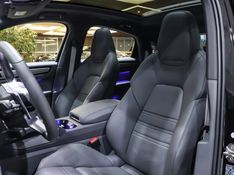 Porsche CAYENNE 3.0 V6 E-HYBRID COUPÉ PLATINUM EDITION AWD TIPTRONIC S 2022/2023 VIA BELLA VEÍCULOS ESPECIAIS CAXIAS DO SUL / Carros no Vale