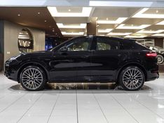 Porsche CAYENNE 3.0 V6 E-HYBRID COUPÉ PLATINUM EDITION AWD TIPTRONIC S 2022/2023 VIA BELLA VEÍCULOS ESPECIAIS CAXIAS DO SUL / Carros no Vale