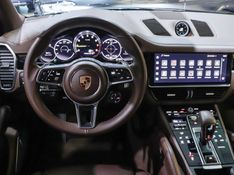 Porsche CAYENNE 3.0 V6 E-HYBRID PLATINUM EDITION AWD TIPTRONIC S 2022/2023 VIA BELLA VEÍCULOS ESPECIAIS CAXIAS DO SUL / Carros no Vale
