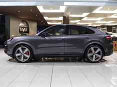Porsche CAYENNE 4.0 V8 GASOLINA S COUPÉ AWD TIPTRONIC S 2023/2024 VIA BELLA VEÍCULOS ESPECIAIS CAXIAS DO SUL / Carros no Vale