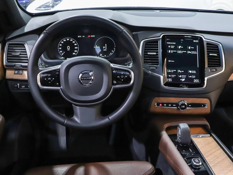 Volvo XC90 2.0 T8 HYBRID INSCRIPTION EXPRESSION AWD GEARTRONIC 2022/2022 VIA BELLA VEÍCULOS ESPECIAIS CAXIAS DO SUL / Carros no Vale Volvo XC90 2.0 T8 HYBRID INSCRIPTION EXPRESSION AWD GEARTRONIC 2022/2022 VIA BELLA VEÍCULOS ESPECIAIS CAXIAS DO SUL / Carros no Vale