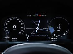 Volvo XC90 2.0 T8 HYBRID INSCRIPTION EXPRESSION AWD GEARTRONIC 2022/2022 VIA BELLA VEÍCULOS ESPECIAIS CAXIAS DO SUL / Carros no Vale
