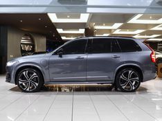 Volvo XC90 2.0 T8 HYBRID R-DESIGN AWD GEARTRONIC 2020/2020 VIA BELLA VEÍCULOS ESPECIAIS CAXIAS DO SUL / Carros no Vale