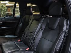 Volvo XC90 2.0 T8 HYBRID R-DESIGN AWD GEARTRONIC 2020/2020 VIA BELLA VEÍCULOS ESPECIAIS CAXIAS DO SUL / Carros no Vale