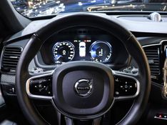 Volvo XC90 2.0 T8 HYBRID R-DESIGN AWD GEARTRONIC 2020/2020 VIA BELLA VEÍCULOS ESPECIAIS CAXIAS DO SUL / Carros no Vale