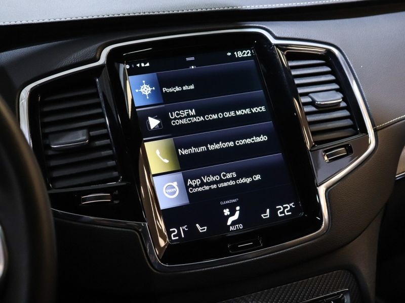 Volvo XC90 2.0 T8 HYBRID R-DESIGN AWD GEARTRONIC 2020/2020 VIA BELLA VEÍCULOS ESPECIAIS CAXIAS DO SUL / Carros no Vale