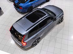 Volvo XC90 2.0 T8 HYBRID R-DESIGN AWD GEARTRONIC 2020/2020 VIA BELLA VEÍCULOS ESPECIAIS CAXIAS DO SUL / Carros no Vale