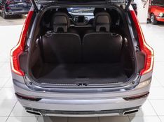 Volvo XC90 2.0 T8 HYBRID R-DESIGN AWD GEARTRONIC 2020/2020 VIA BELLA VEÍCULOS ESPECIAIS CAXIAS DO SUL / Carros no Vale