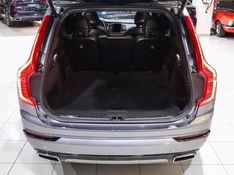 Volvo XC90 2.0 T8 HYBRID R-DESIGN AWD GEARTRONIC 2020/2020 VIA BELLA VEÍCULOS ESPECIAIS CAXIAS DO SUL / Carros no Vale