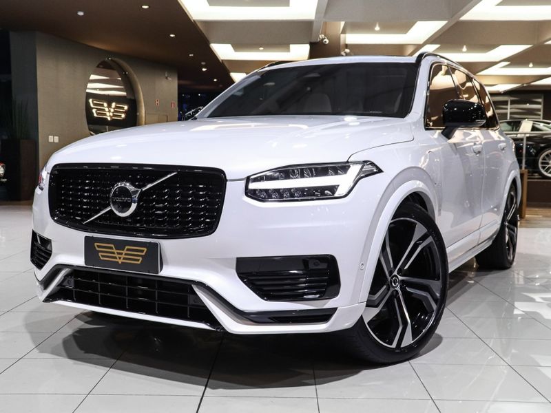 Volvo XC90 2.0 T8 RECHARGE ULTIMATE DARK AWD GEARTRONIC 2022/2023 VIA BELLA VEÍCULOS ESPECIAIS CAXIAS DO SUL / Carros no Vale