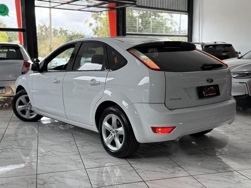 Ford FOCUS HATCH SE 1.6 (VENDIDO) 2013 SÓ MOTOS E AUTOMÓVEIS SANTA CRUZ DO SUL / Carros no Vale Ford FOCUS HATCH SE 1.6 (VENDIDO) 2013 SÓ MOTOS E AUTOMÓVEIS SANTA CRUZ DO SUL / Carros no Vale