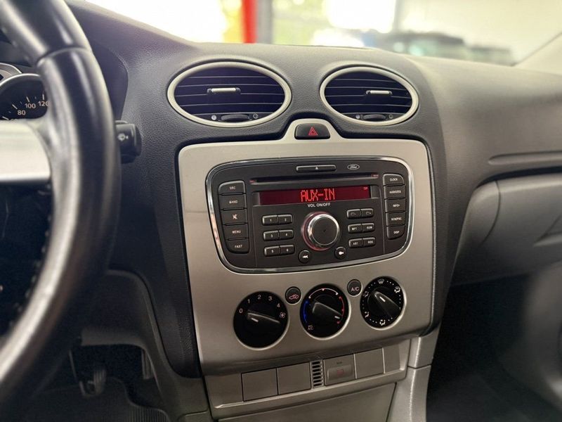 Ford FOCUS HATCH SE 1.6 (VENDIDO) 2013 SÓ MOTOS E AUTOMÓVEIS SANTA CRUZ DO SUL / Carros no Vale Ford FOCUS HATCH SE 1.6 (VENDIDO) 2013 SÓ MOTOS E AUTOMÓVEIS SANTA CRUZ DO SUL / Carros no Vale