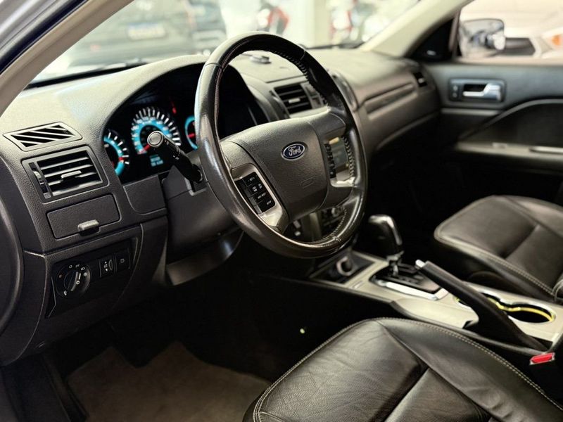Ford FUSION SEL 3.0 V6 AWD AT6 2010 SÓ MOTOS E AUTOMÓVEIS SANTA CRUZ DO SUL / Carros no Vale Ford FUSION SEL 3.0 V6 AWD AT6 2010 SÓ MOTOS E AUTOMÓVEIS SANTA CRUZ DO SUL / Carros no Vale