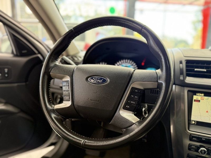 Ford FUSION SEL 3.0 V6 AWD AT6 2010 SÓ MOTOS E AUTOMÓVEIS SANTA CRUZ DO SUL / Carros no Vale Ford FUSION SEL 3.0 V6 AWD AT6 2010 SÓ MOTOS E AUTOMÓVEIS SANTA CRUZ DO SUL / Carros no Vale