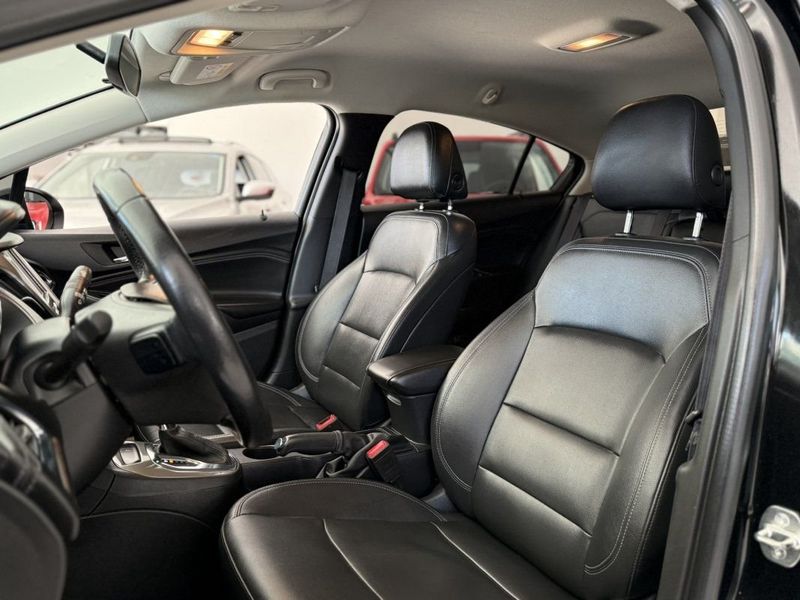 CHEVROLET CRUZE SEDAN LT 1.4 TURBO AT6 2019 SÓ MOTOS E AUTOMÓVEIS SANTA CRUZ DO SUL / Carros no Vale CHEVROLET CRUZE SEDAN LT 1.4 TURBO AT6 2019 SÓ MOTOS E AUTOMÓVEIS SANTA CRUZ DO SUL / Carros no Vale