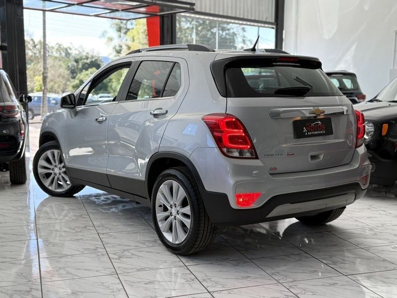 CHEVROLET TRACKER LTZ 1.4 TURBO AT6 2017 SÓ MOTOS E AUTOMÓVEIS SANTA CRUZ DO SUL / Carros no Vale