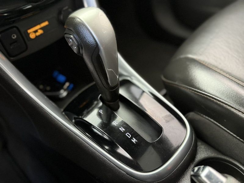 CHEVROLET TRACKER LTZ 1.4 TURBO AT6 2017 SÓ MOTOS E AUTOMÓVEIS SANTA CRUZ DO SUL / Carros no Vale