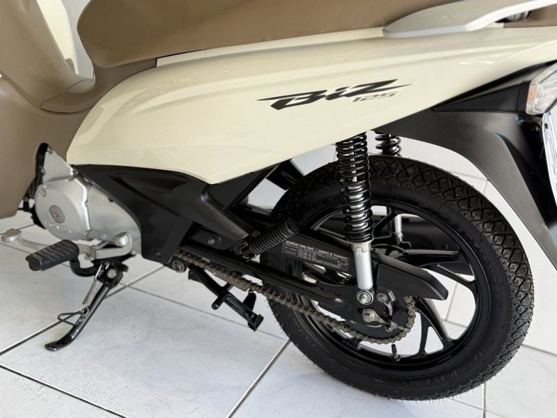 Honda Motos BIZ 125 (VENDIDO) 2021 SÓ MOTOS E AUTOMÓVEIS SANTA CRUZ DO SUL / Carros no Vale