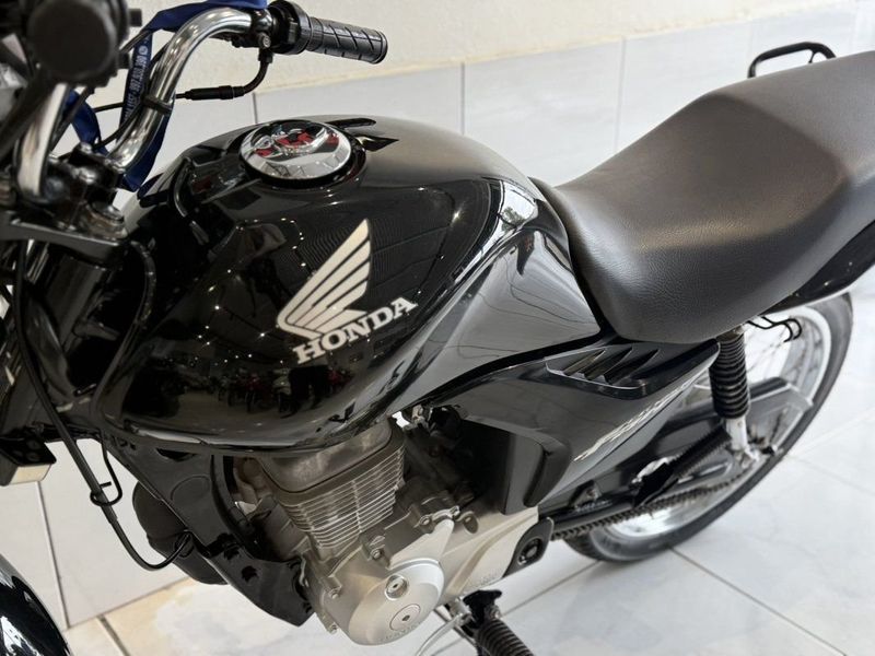 Honda Motos CG 125 FAN KS 2009 SÓ MOTOS E AUTOMÓVEIS SANTA CRUZ DO SUL / Carros no Vale