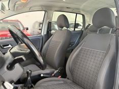VOLKSWAGEN FOX COMFORTLINE 1.0 2017 SÓ MOTOS E AUTOMÓVEIS SANTA CRUZ DO SUL / Carros no Vale