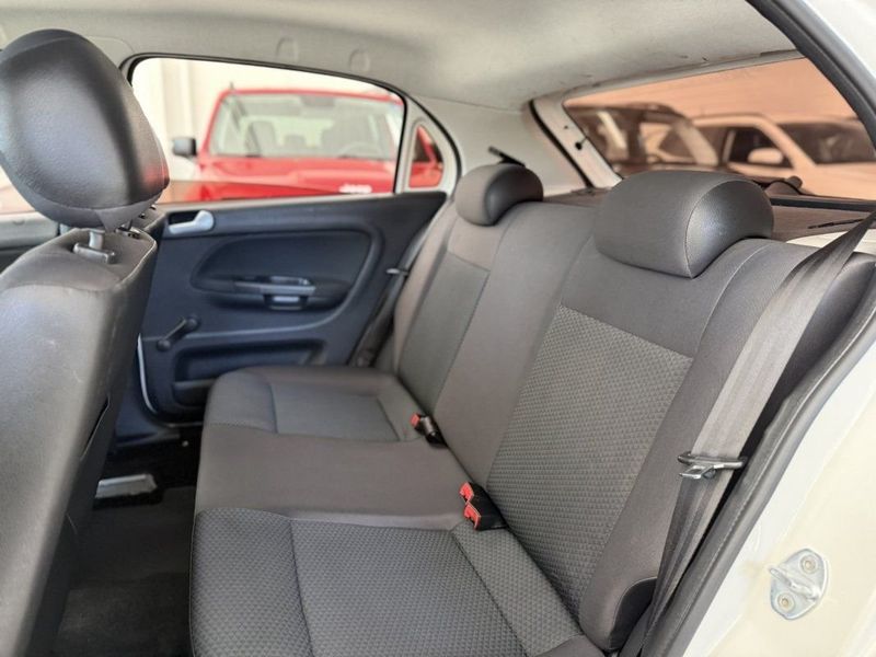 VOLKSWAGEN GOL TRENDLINE 1.0 2017 SÓ MOTOS E AUTOMÓVEIS SANTA CRUZ DO SUL / Carros no Vale VOLKSWAGEN GOL TRENDLINE 1.0 2017 SÓ MOTOS E AUTOMÓVEIS SANTA CRUZ DO SUL / Carros no Vale