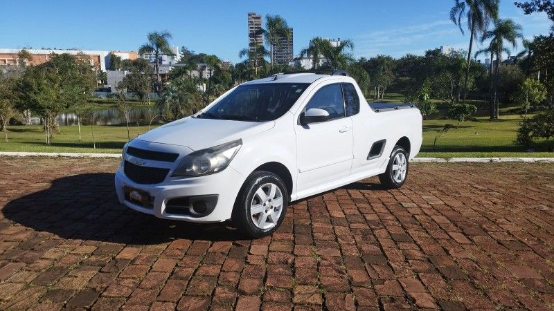 Chevrolet MONTANA SPORT 1.4 2013 GRASSI VEÍCULOS LAJEADO / Carros no Vale