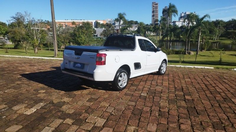 Chevrolet MONTANA SPORT 1.4 2013 GRASSI VEÍCULOS LAJEADO / Carros no Vale