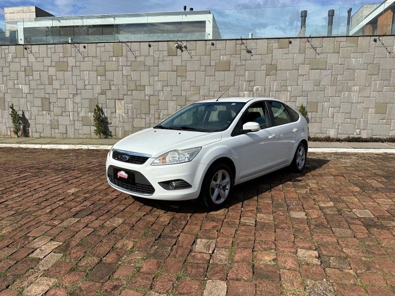 Ford FOCUS 1.6 2013 GRASSI VEÍCULOS LAJEADO / Carros no Vale