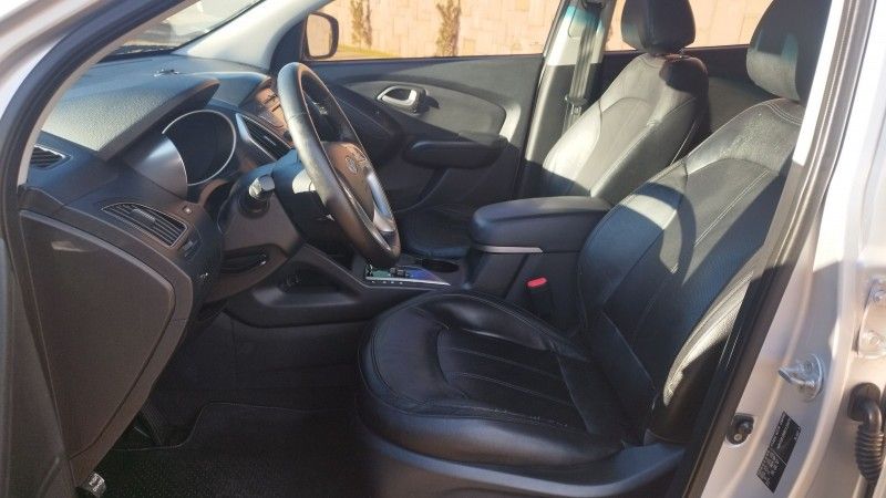 Hyundai IX35 GLS 2.0 2011 GRASSI VEÍCULOS LAJEADO / Carros no Vale