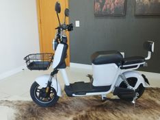 Outros Z1 800W AUTOPROPELIDO 2026 GRASSI VEÍCULOS LAJEADO / Carros no Vale