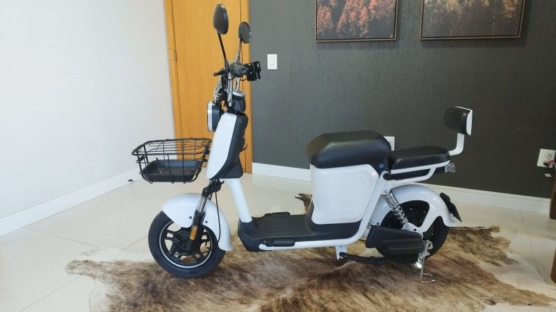 Outros Z1 800W AUTOPROPELIDO 2026 GRASSI VEÍCULOS LAJEADO / Carros no Vale