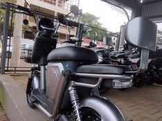 Outros Z1 800W AUTOPROPELIDO 2026 GRASSI VEÍCULOS LAJEADO / Carros no Vale
