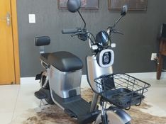 Outros Z1 800W AUTOPROPELIDO 2026 GRASSI VEÍCULOS LAJEADO / Carros no Vale