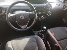 Toyota ETIOS X PLUS 1.5 2019 GRASSI VEÍCULOS LAJEADO / Carros no Vale