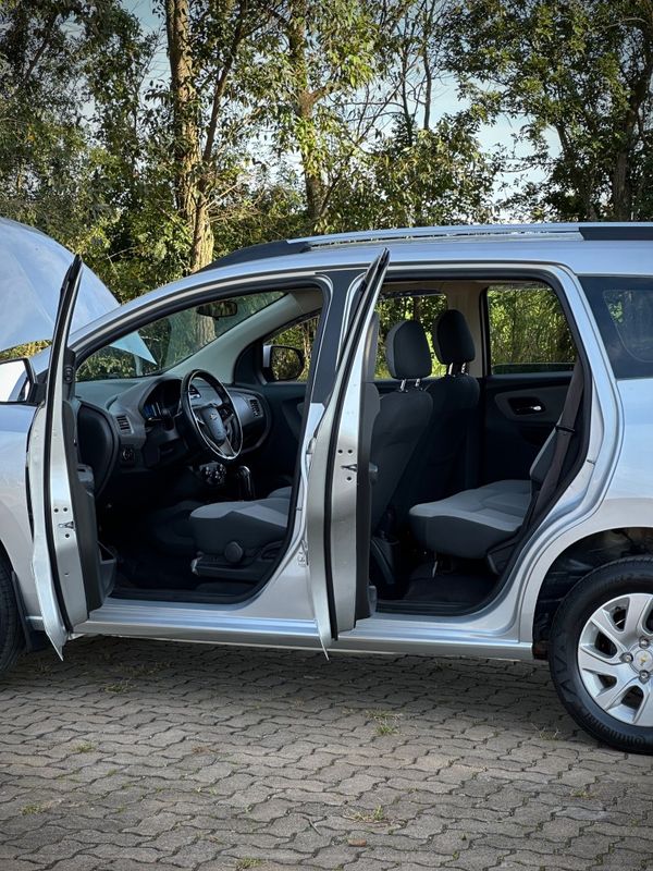 Chevrolet SPIN LTZ 1.8 2016 NEUMANN VEÍCULOS ARROIO DO MEIO / Carros no Vale Chevrolet SPIN LTZ 1.8 2016 NEUMANN VEÍCULOS ARROIO DO MEIO / Carros no Vale