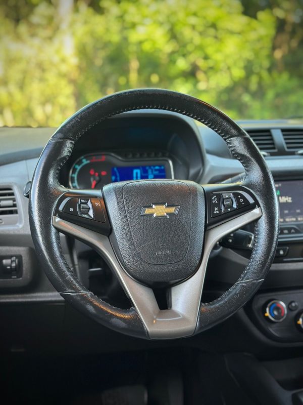 Chevrolet SPIN LTZ 1.8 2016 NEUMANN VEÍCULOS ARROIO DO MEIO / Carros no Vale Chevrolet SPIN LTZ 1.8 2016 NEUMANN VEÍCULOS ARROIO DO MEIO / Carros no Vale