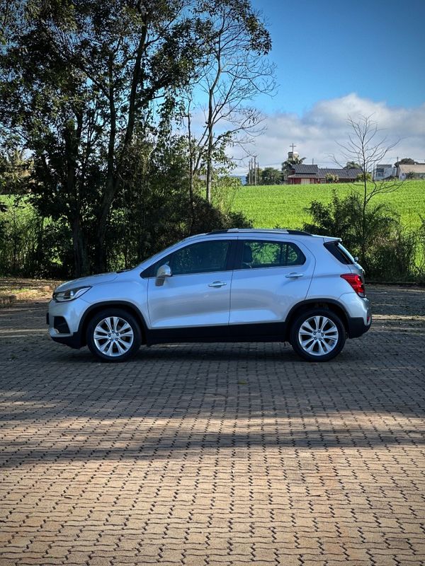 Chevrolet TRACKER PREMIER 1.4 TURBO 2018 NEUMANN VEÍCULOS ARROIO DO MEIO / Carros no Vale