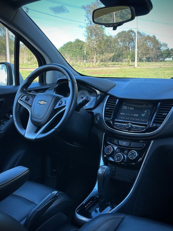 Chevrolet TRACKER PREMIER 1.4 TURBO 2018 NEUMANN VEÍCULOS ARROIO DO MEIO / Carros no Vale