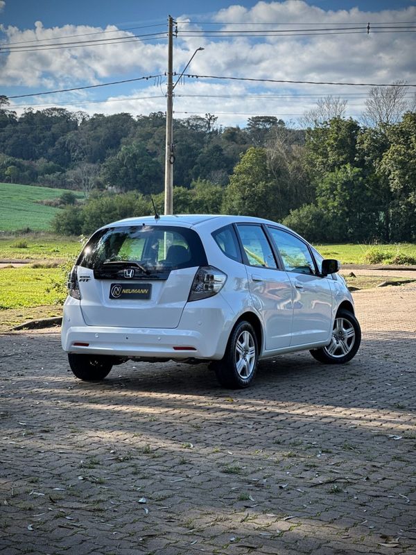 Honda FIT CX 1.4 2014 NEUMANN VEÍCULOS ARROIO DO MEIO / Carros no Vale