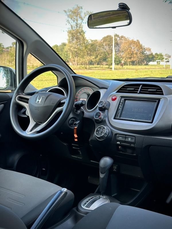 Honda FIT CX 1.4 2014 NEUMANN VEÍCULOS ARROIO DO MEIO / Carros no Vale