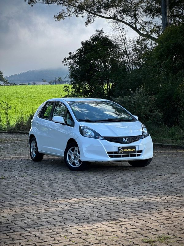 Honda FIT CX 1.4 2014 NEUMANN VEÍCULOS ARROIO DO MEIO / Carros no Vale