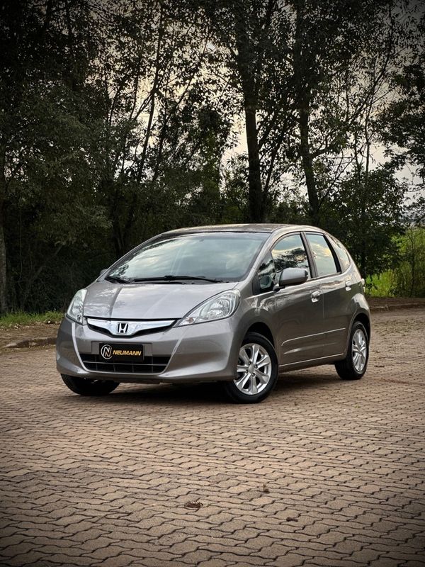 Honda FIT LX 1.4 2013 NEUMANN VEÍCULOS ARROIO DO MEIO / Carros no Vale