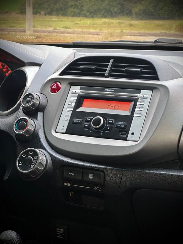 Honda FIT LX 1.4 2013 NEUMANN VEÍCULOS ARROIO DO MEIO / Carros no Vale