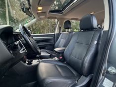 Mitsubishi OUTLANDER 3.0 V6 2015 NEUMANN VEÍCULOS ARROIO DO MEIO / Carros no Vale