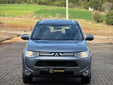 Mitsubishi OUTLANDER 3.0 V6 2015 NEUMANN VEÍCULOS ARROIO DO MEIO / Carros no Vale