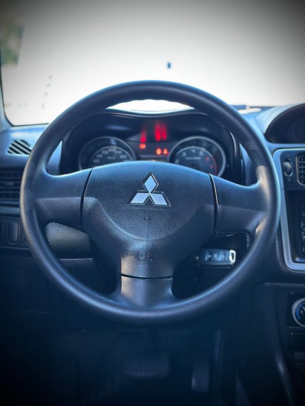 Mitsubishi PAJERO TR4 2.0 2010 NEUMANN VEÍCULOS ARROIO DO MEIO / Carros no Vale
