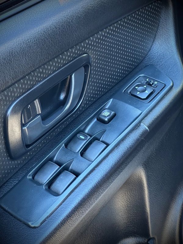 Mitsubishi PAJERO TR4 2.0 2010 NEUMANN VEÍCULOS ARROIO DO MEIO / Carros no Vale