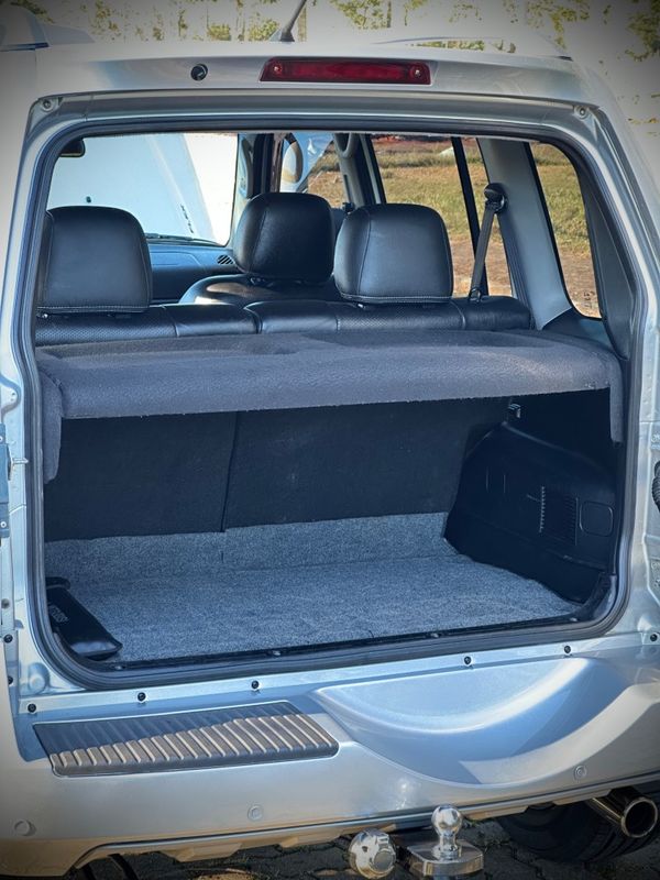 Mitsubishi PAJERO TR4 2.0 2010 NEUMANN VEÍCULOS ARROIO DO MEIO / Carros no Vale