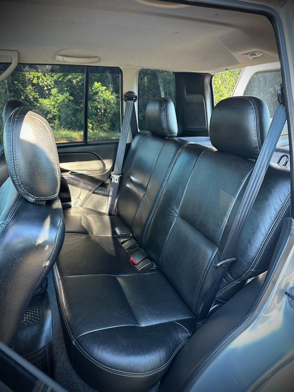 Mitsubishi PAJERO TR4 2.0 2010 NEUMANN VEÍCULOS ARROIO DO MEIO / Carros no Vale