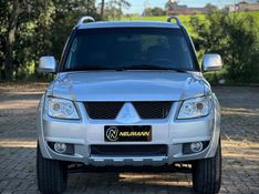 Mitsubishi PAJERO TR4 2.0 2010 NEUMANN VEÍCULOS ARROIO DO MEIO / Carros no Vale
